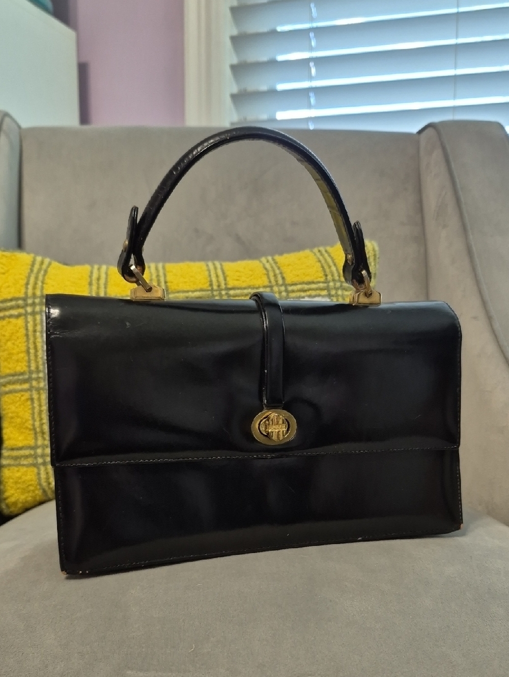 VINTAGE Luxury Mid-Century Classic Black Top-Handle Women's Bag w Gold Hardware